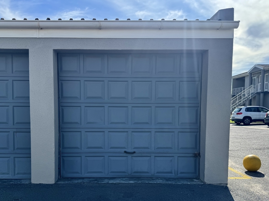 1 Bedroom Property for Sale in St Dumas Western Cape